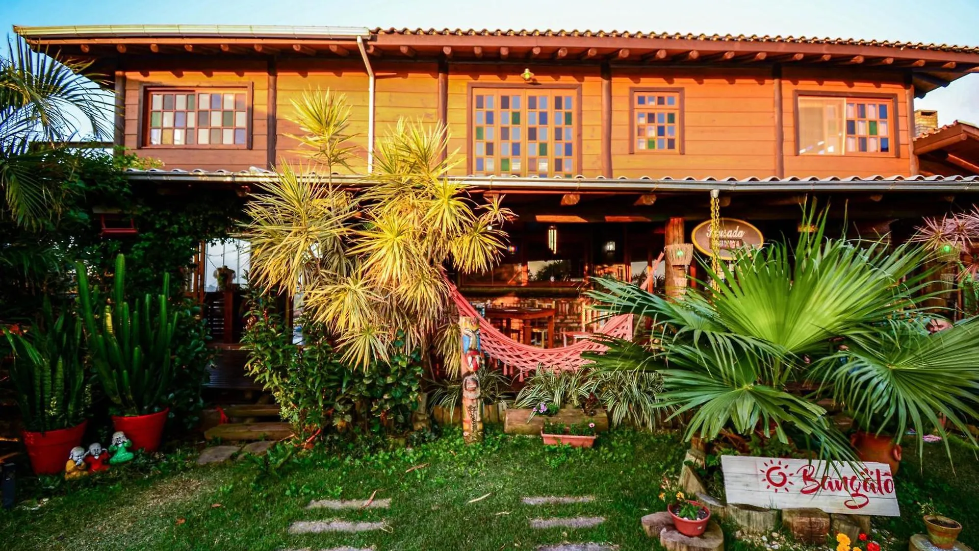 Bangalo House - Praia Do Rosa Sc 0*,